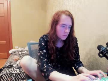 Daviskinky   • tgirl • 26y • Poland • public