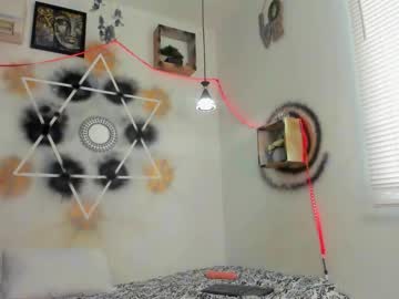 Dayanaswans • ebony • 20y • Colombia • public