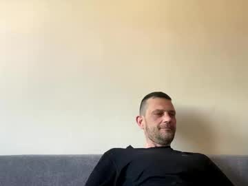 Live cam boy Defloy – Hot Male Cams