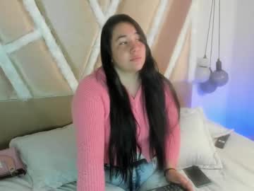 Demond Girl • c2c • 29y • In your bed • public