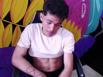 Live cam boy Denverr___ – Hot Male Cams