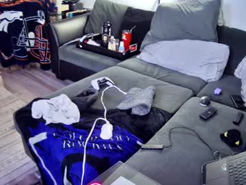 deviant1986 - Live Cam Model Online on Ted's Cam Directory