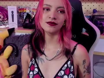 Devil Megh • fuckmachine • 19y • Colombia • public