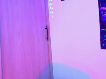 Devours Fire • latina • 18y • Wonderland • public