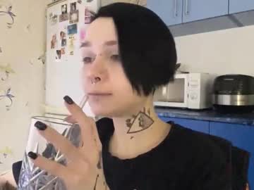 Dinorahdamoro • new • 18y • You dream • public