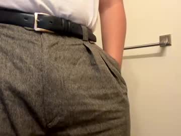 Dmountiand • youngbeauty • 20y • Vancouver CAN • public