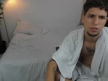 Live cam boy Domi_master, 21 yrs – Hot Male Cams