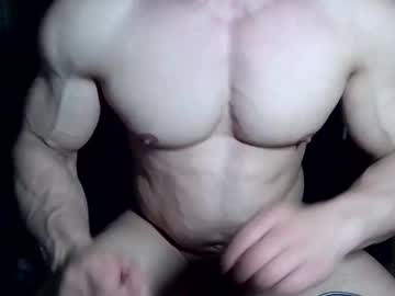 Dominatemuscle • big • 25y • Uk • public