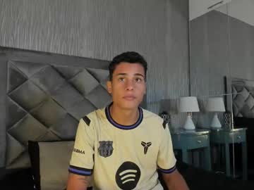 Live cam boy Dominic_burk – Hot Male Cams