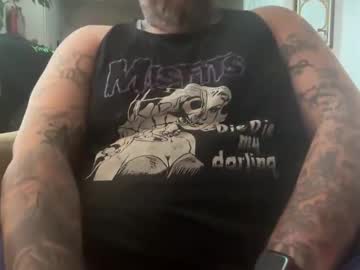 Downtheroad1214 • horny • 0y • Up the street, United States • public