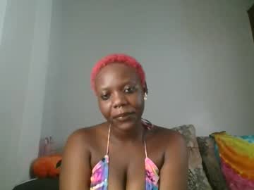 Drip Doll  • natural • 20y • Nairobi County, Kenya • public