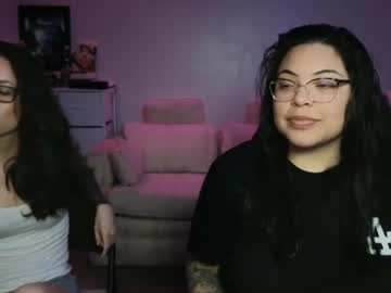 Drizzypeach602 • lesbian • 25y • United States • public