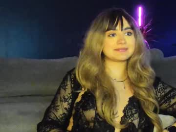 Live Milf Drmommygee, 28 yrs – Hot Milf Cams