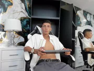 Live cam boy Drop_sex, 18 yrs – Hot Male Cams