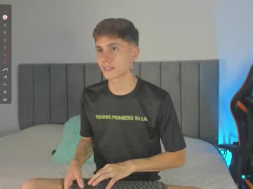 Live cam boy Dustinlevine, 22 yrs – Hot Male Cams