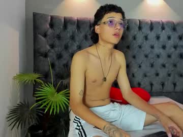 Live cam boy Dylan_kent, 19 yrs – Hot Male Cams
