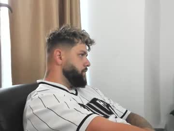 Edvvardfame • cum • 28y • UK • public