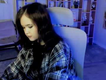 elainebeness - Free Live Cam Model Online