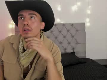 Live cam boy Elio_dicaprio, 20 yrs – Hot Male Cams