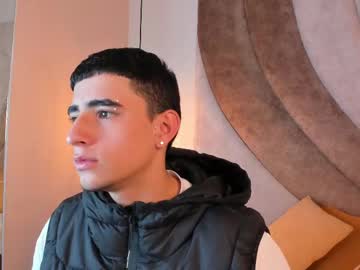 Eliotsmiith • twink20y • Medellin, Colombia • public