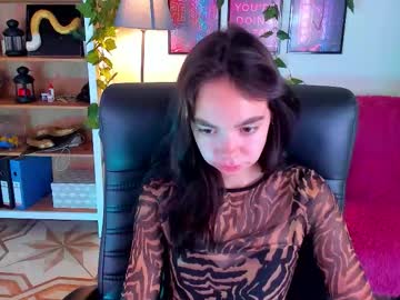 Elise Noir • 18 • 19y • Estonia • public