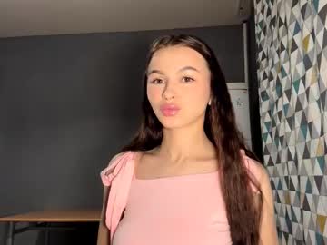 Elizabethurch • new • 20y • Budapest • public