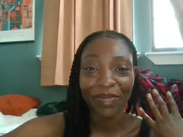 Ella5eju • footfetish • California, US • public