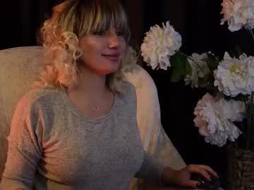 Live Milf Ellawhisper – Hot Milf Cams