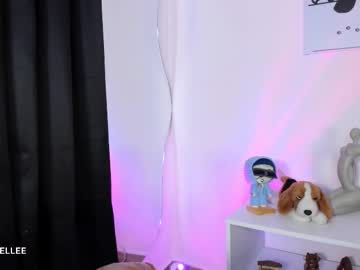 Ellegisellee • latina • 22y • Colombia • public