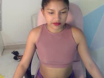 Elly Willis • anal • 26y • Pichincha, Ecuador • public