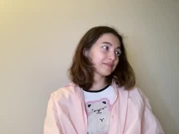 Ellynella • new • 21y • Can you guess? • public