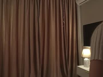 elsa_jeanie - Free Live Cam Model Online
