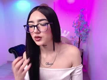 Emiily Andrews • skinny • 18y • Bogota D.C., Colombia • public