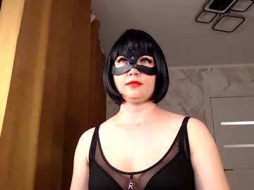 Live Milf Emilia_loki, 45 yrs – Hot Milf Cams