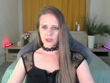 Emiliabedy • feet47y • Your heart • hidden