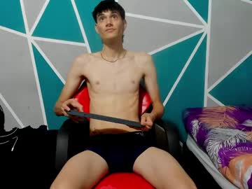 emiliano_chakal - Live Cam Model Online on Ted's Cam Directory