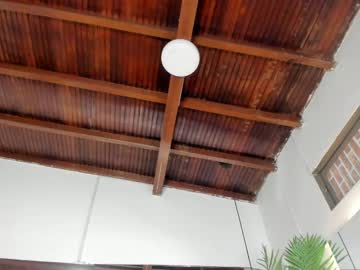 Emily18   • milf • 39y • ? • public