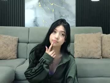 Emily Vonvg • feet • 19y • waiting for you ?? • public