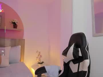 Emma Greeyy • 18 • 0y • Colombia • public