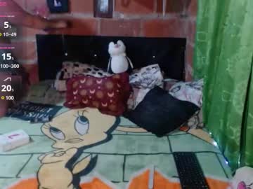 Emma Ruiiz  • bbw • 23y • EN TU CORAZON? • public