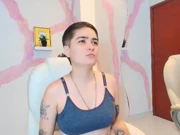 Emmajhonss  • tomboy • 20y • Antioquia, Colombia • public