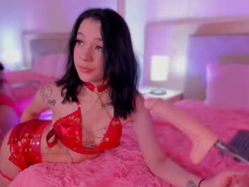 Emmajohanson • smalltits23y • Antioquia, Colombia • public