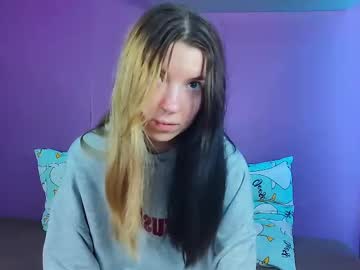 Emmie_everly • new18y • Hesse, Germany • away