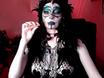 Empressmorrigan • fetish • 22y • Mystic battlefield of echoes • public