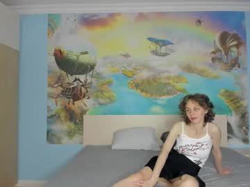 Live cam boy Enchaanted_fay, 19 yrs – Hot Male Cams