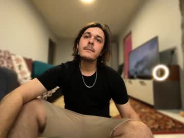 Enemytut666enmytam • boy • 25y • Hesse, Germany • public