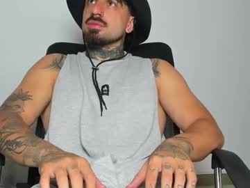 Live cam boy Enzoaren, 24 yrs – Hot Male Cams