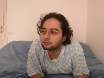 Live cam boy Eren_jaeger2000, 25 yrs – Hot Male Cams