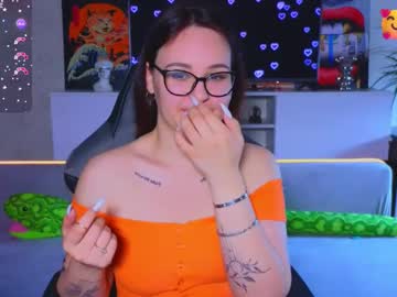 Esterplayful • tattoo • 19y • Sexyland • public