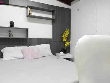 Estudiosnia • bigboobs • 40y • Antioquia, Colombia • public